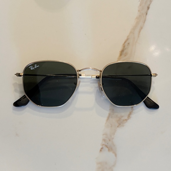 Ray-Ban Other - Rayban Sunglasses